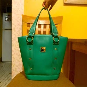 McM shoulder bag , genuine leather , nice green colour brought from korea.
